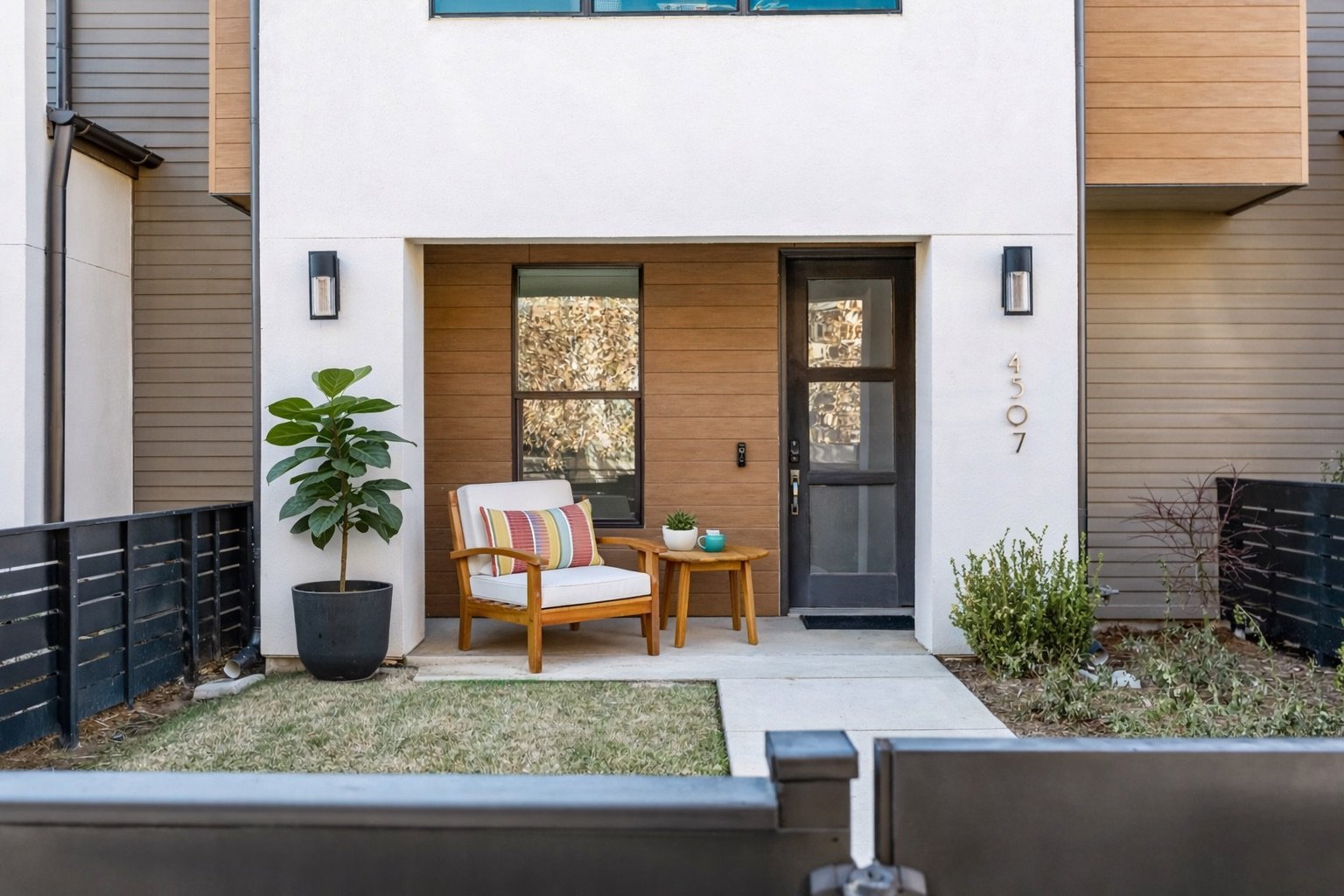 Handsome Townhome in The Grove 