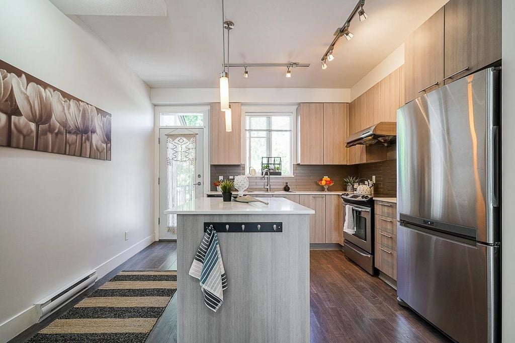 19433 68 Ave, #38