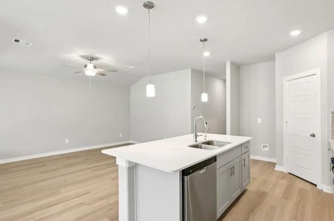 18479 Landing Meadows Ln