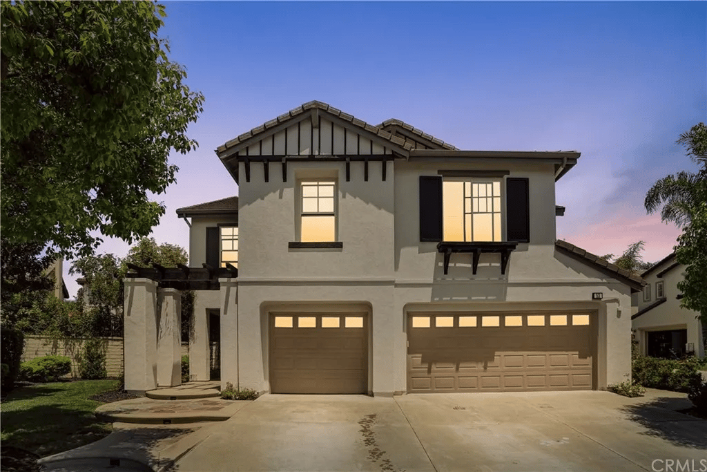 53 Southern Hills Dr