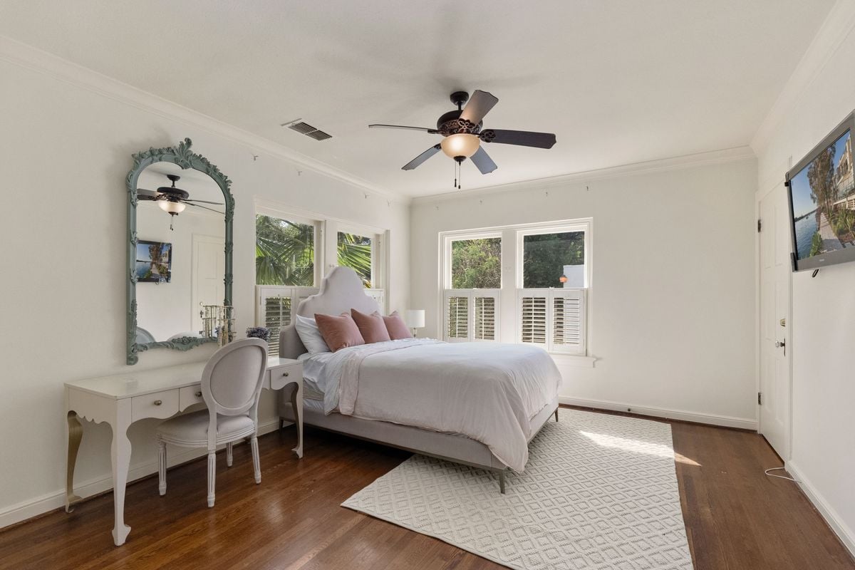 Historically Significant Spanish Revival in Monte Vista