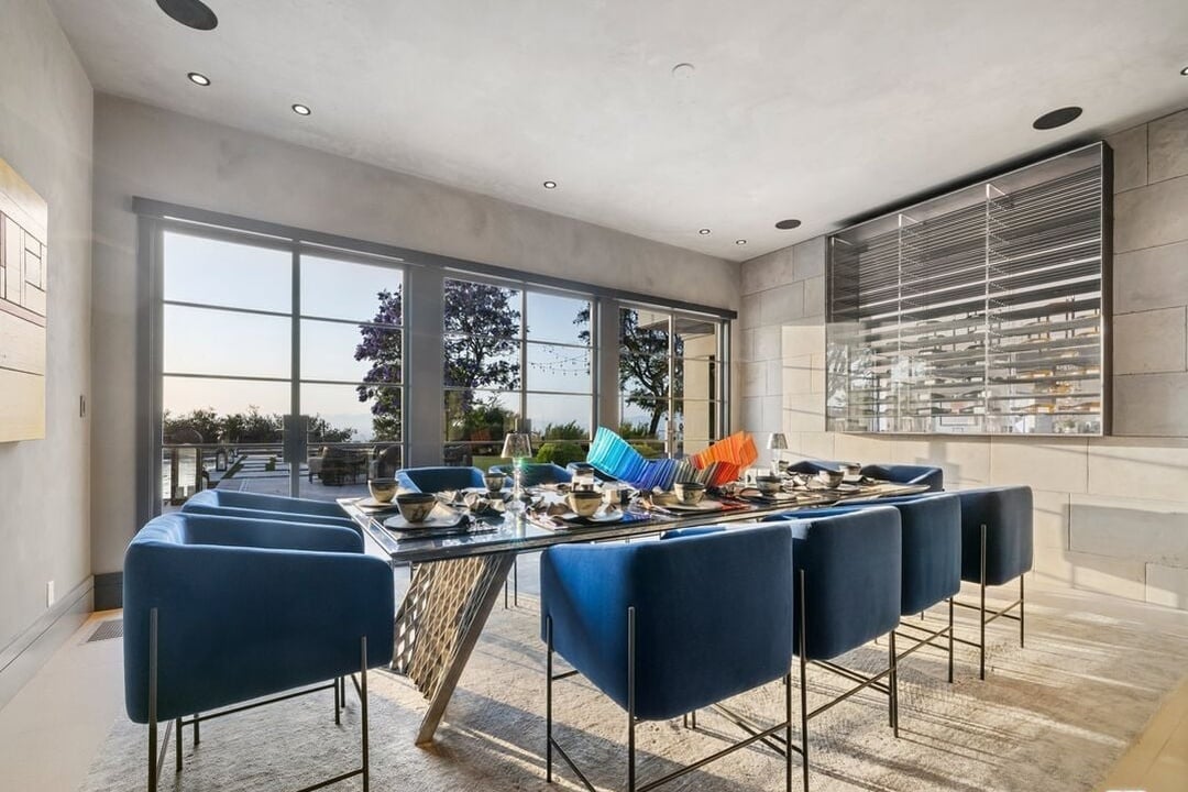 Stone Ridge Ln, 90077