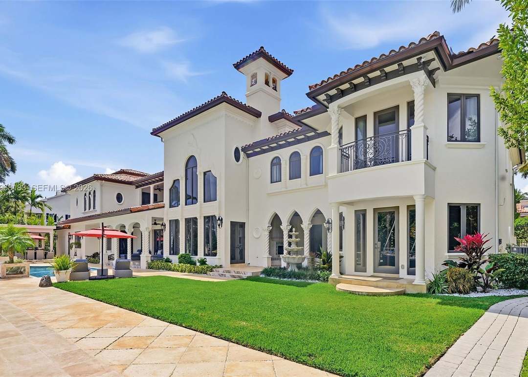 628 Coral Way
