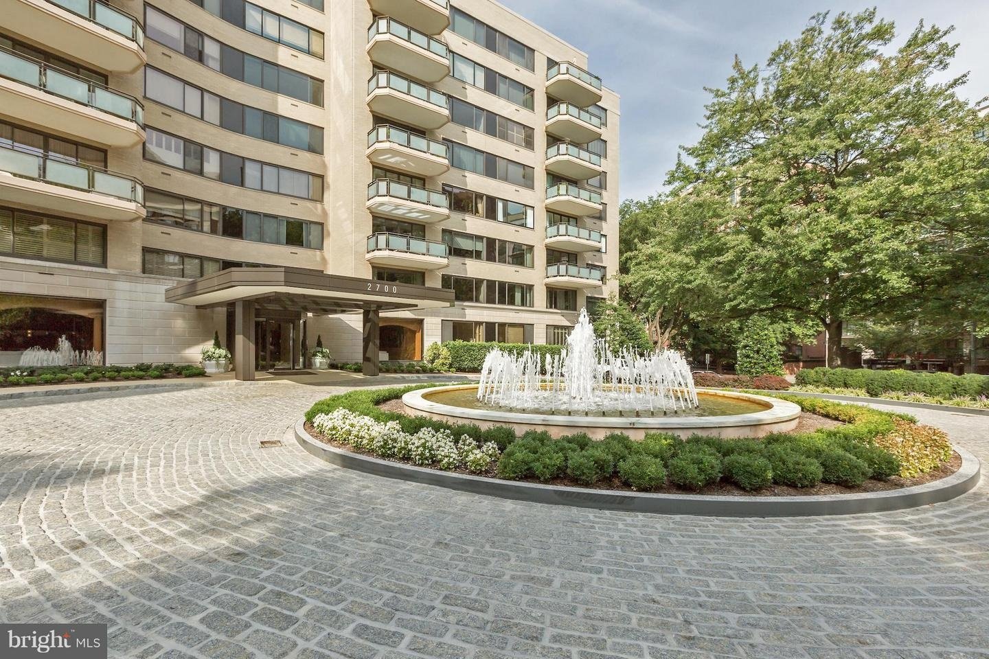 2700 Calvert St NW Unit 107