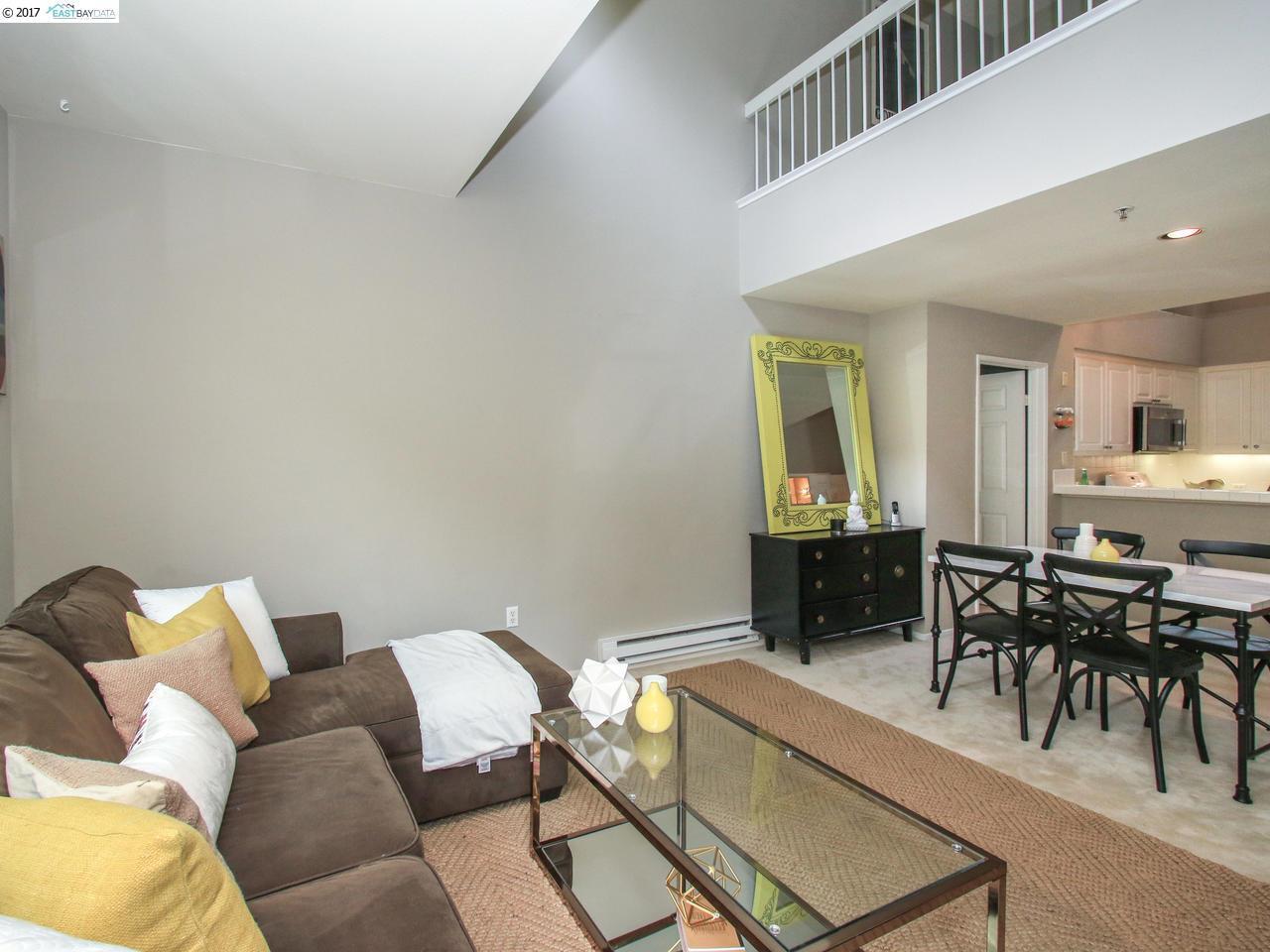 220 Caldecott Ln, #310
