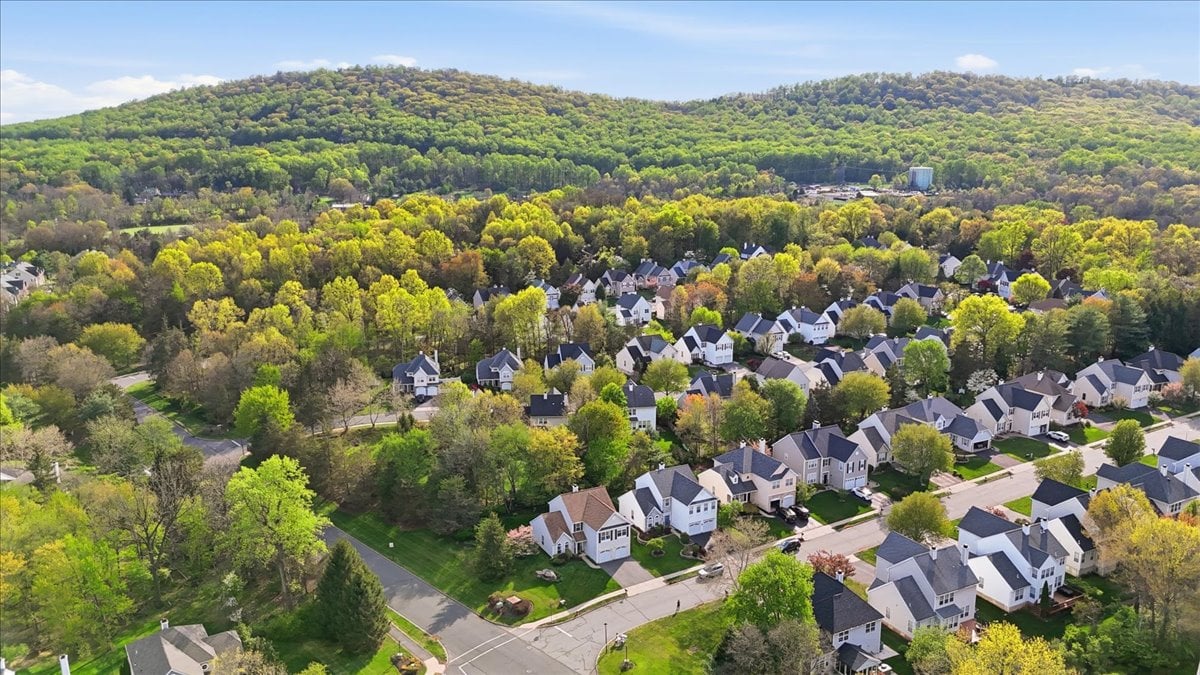 Just Listed: 3 Bouwrey Place, Whitehouse Station NJ — Lake Cushetunk Woods Colonial at $699,900