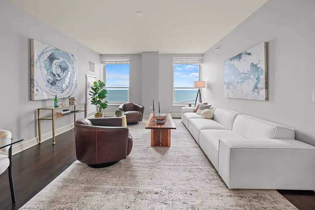 850 N Lake Shore Dr APT 705
