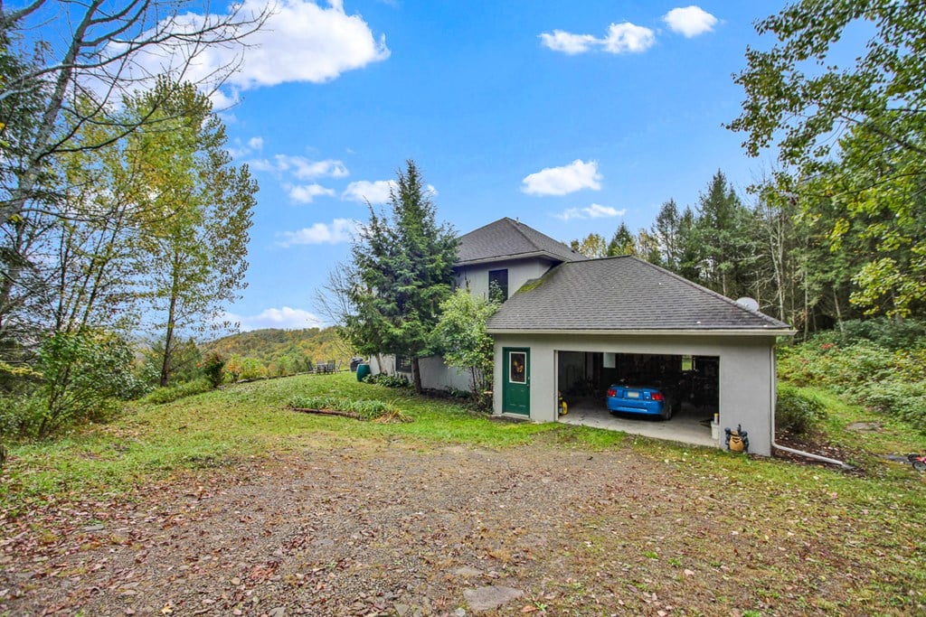 743 Stone Road