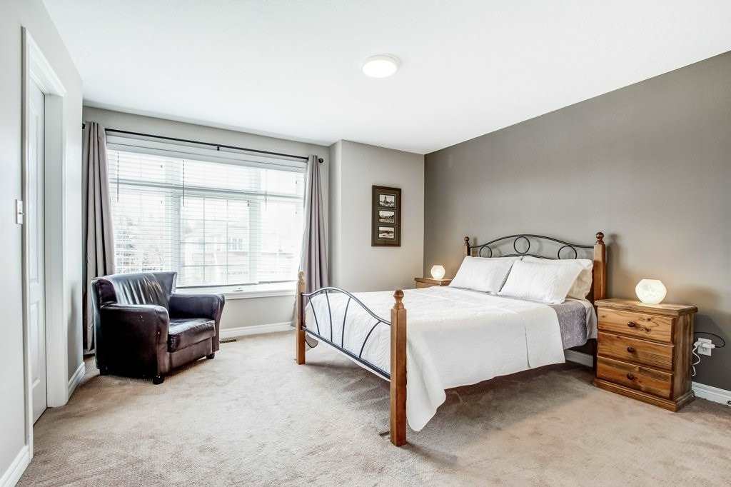 19 Goldenview Crt