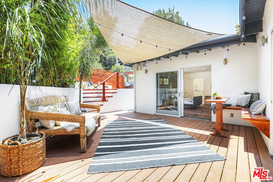 2622 Rinconia Dr