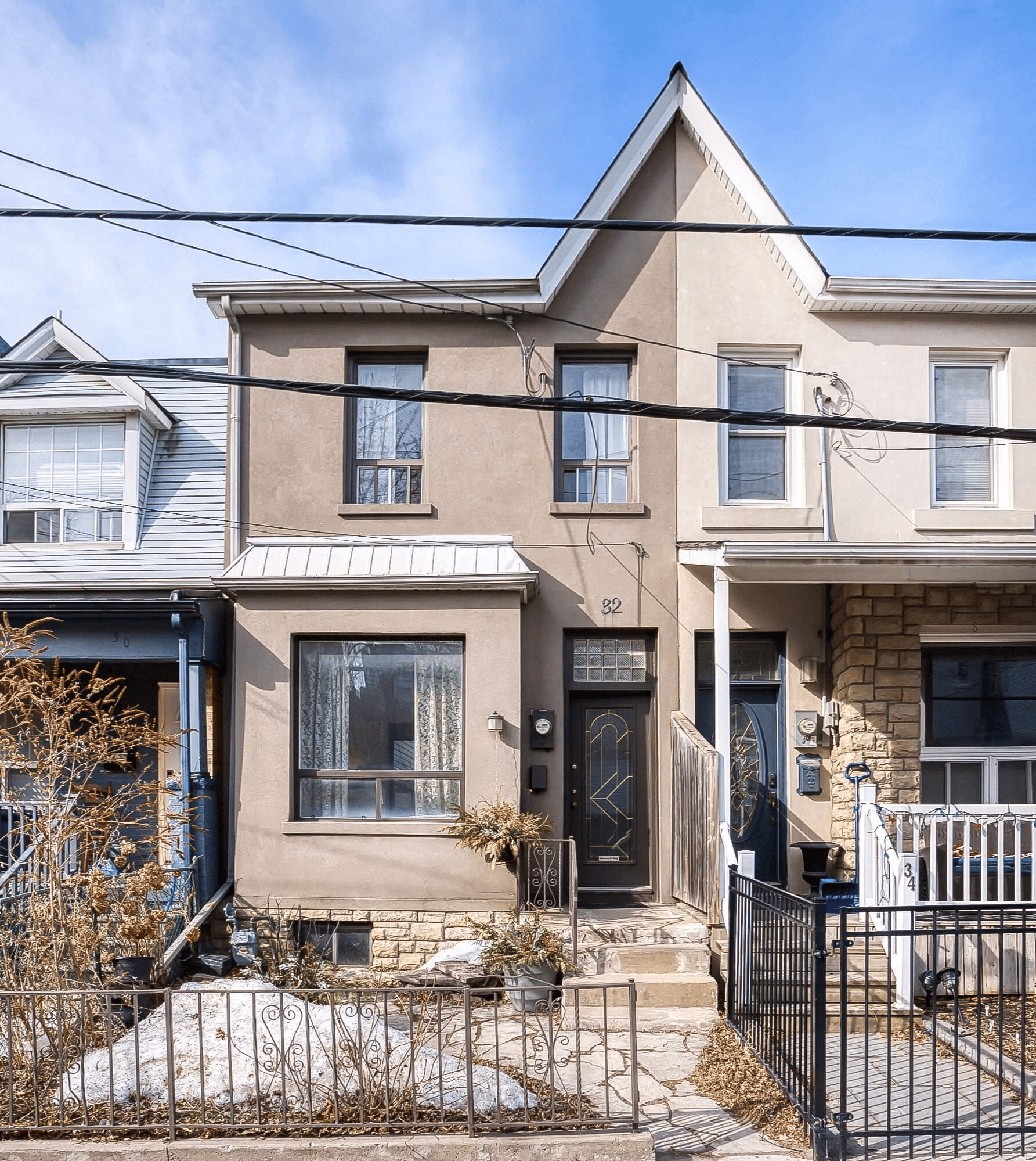32 Tecumseth St