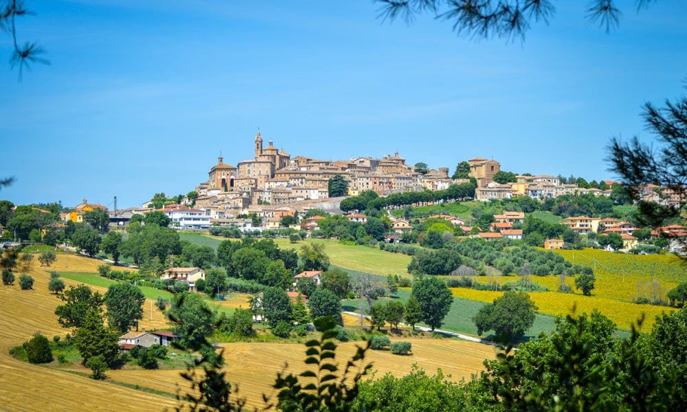 Charming Villa in the Woods of Le Marche