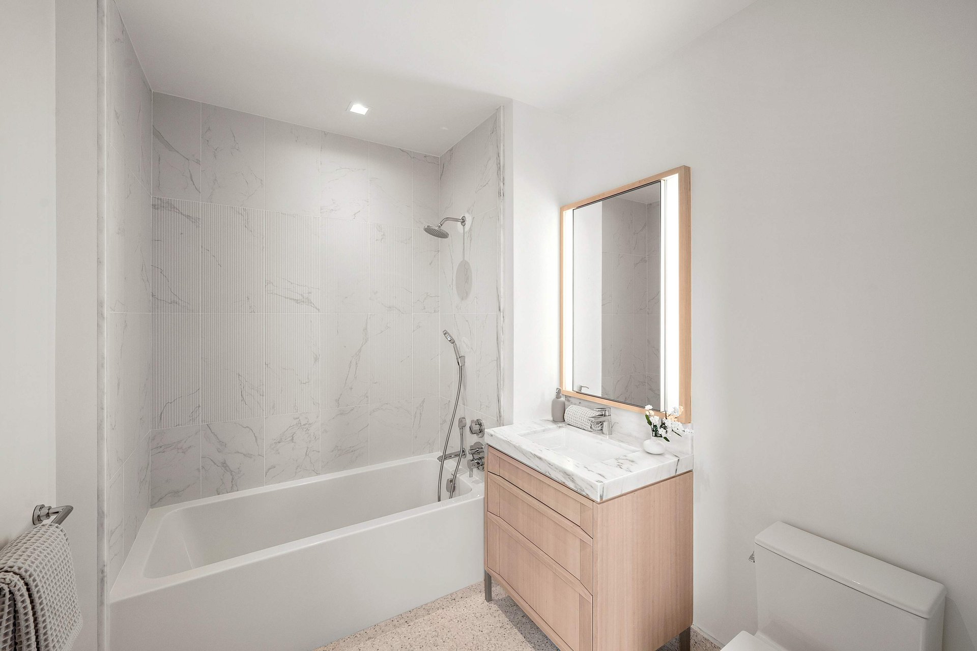 212 West 93rd Street, 10