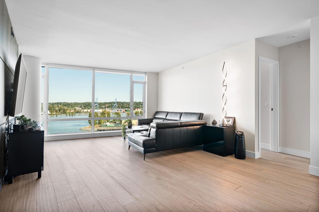 1207-210 Salter Street, New Westminster