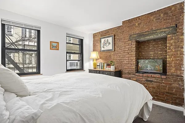 118 Suffolk Street #2B