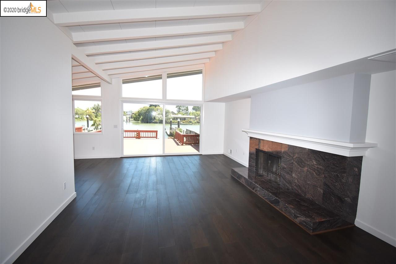 24 Porto Bello Dr