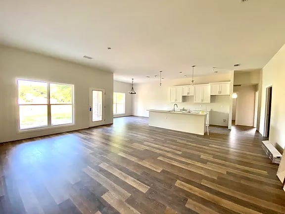 6021 Bird Dr