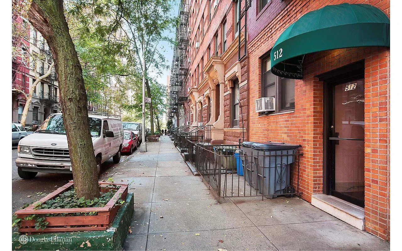 512 East 83rd Street Unit: 4B