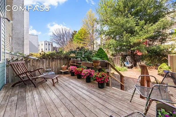 94 Guernsey St