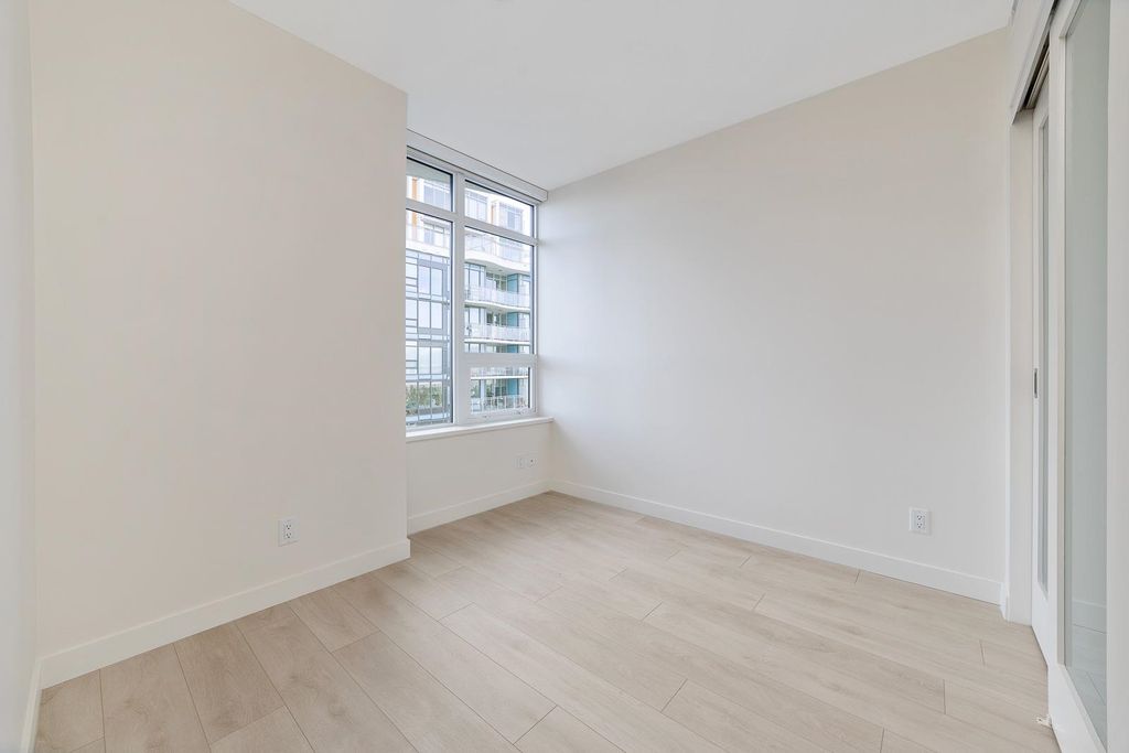 13318 104 Ave, #2407