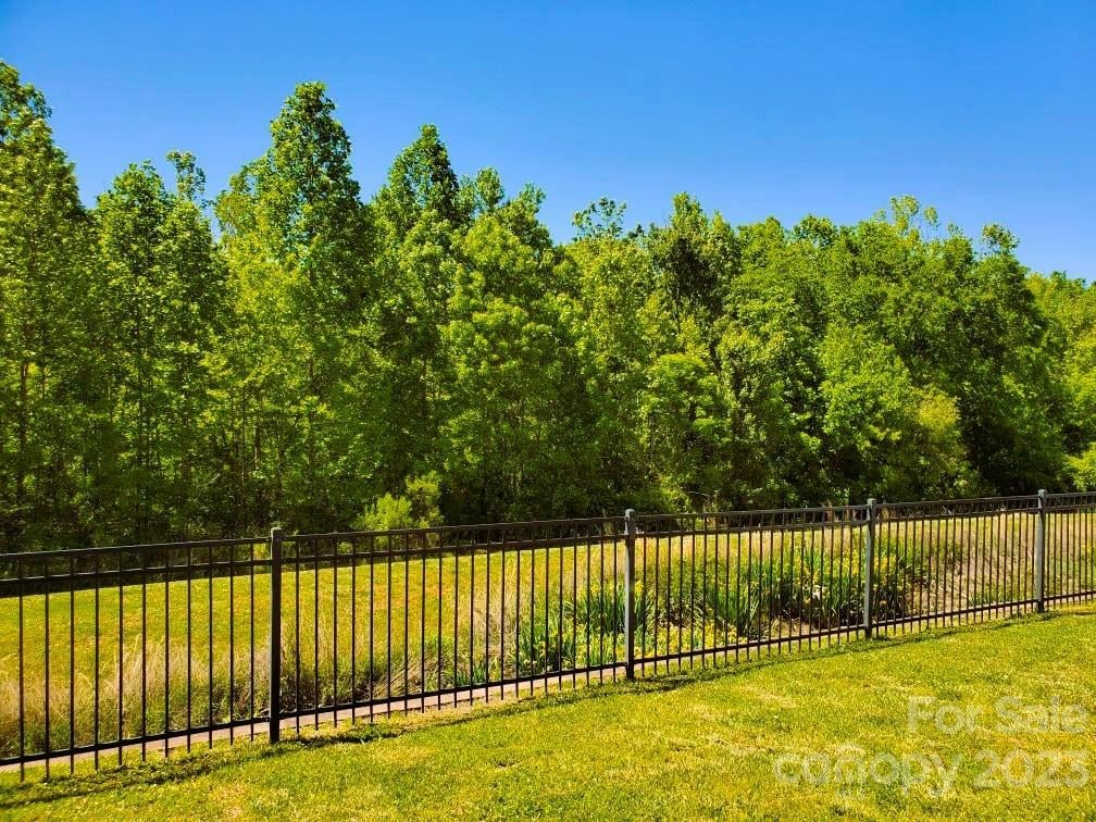 129 Beverly Chase Ln