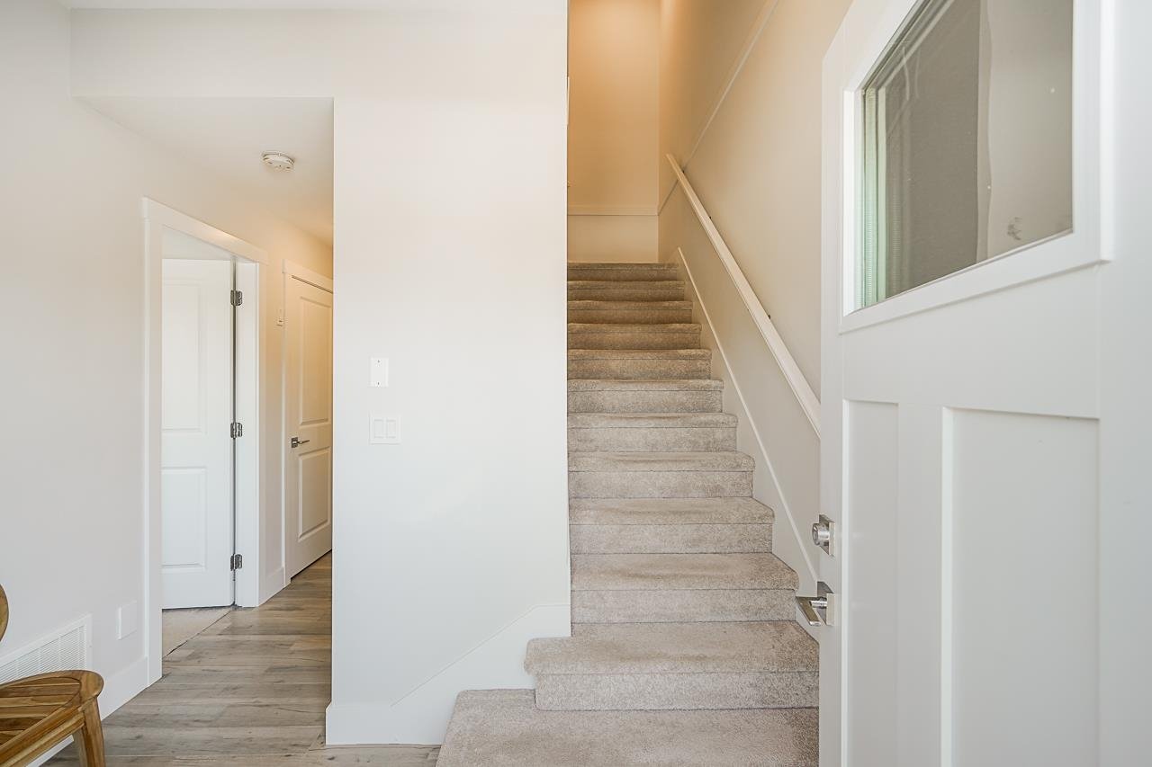 2-22128 48a Ave