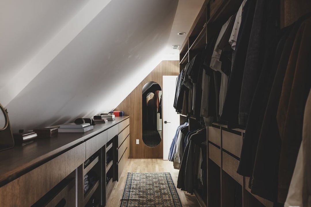 Nova Pavilion, El Cerrito Pl, 90068