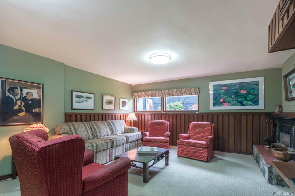 4509 Tanglewood Cres