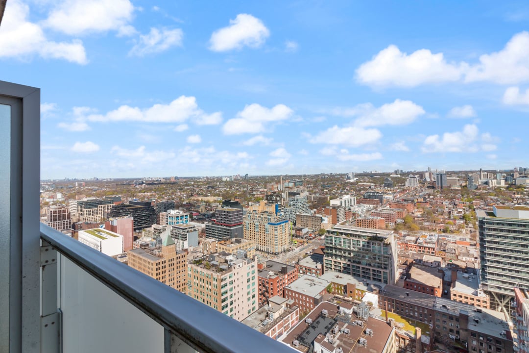 11 Charlotte St #Ph05