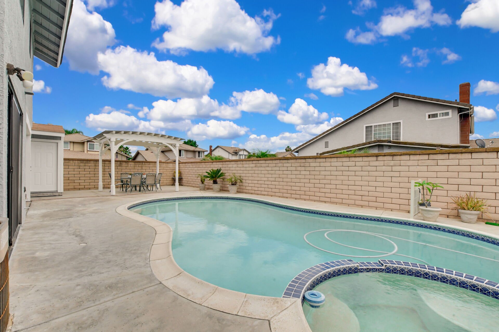 13531 Magnolia Avenue