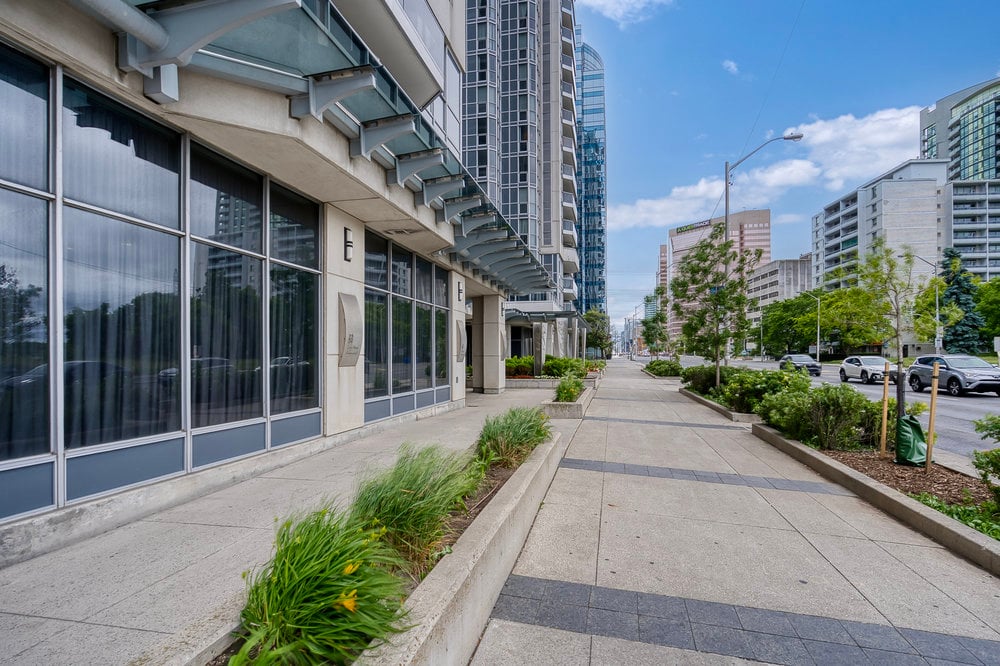 5791 Yonge Street #1602