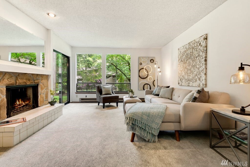 19115 Ballinger Way NE 104