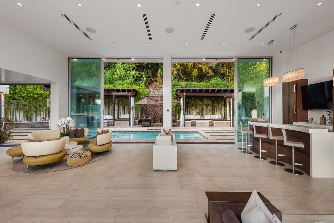 View Opulent