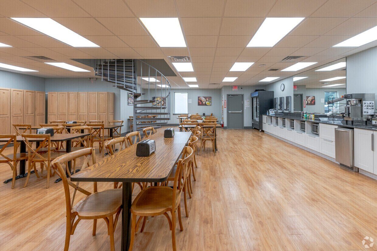 For Lease | 13,000 SF Two-Level Office Space | Prime Location Near I-95 & Downtown New Haven