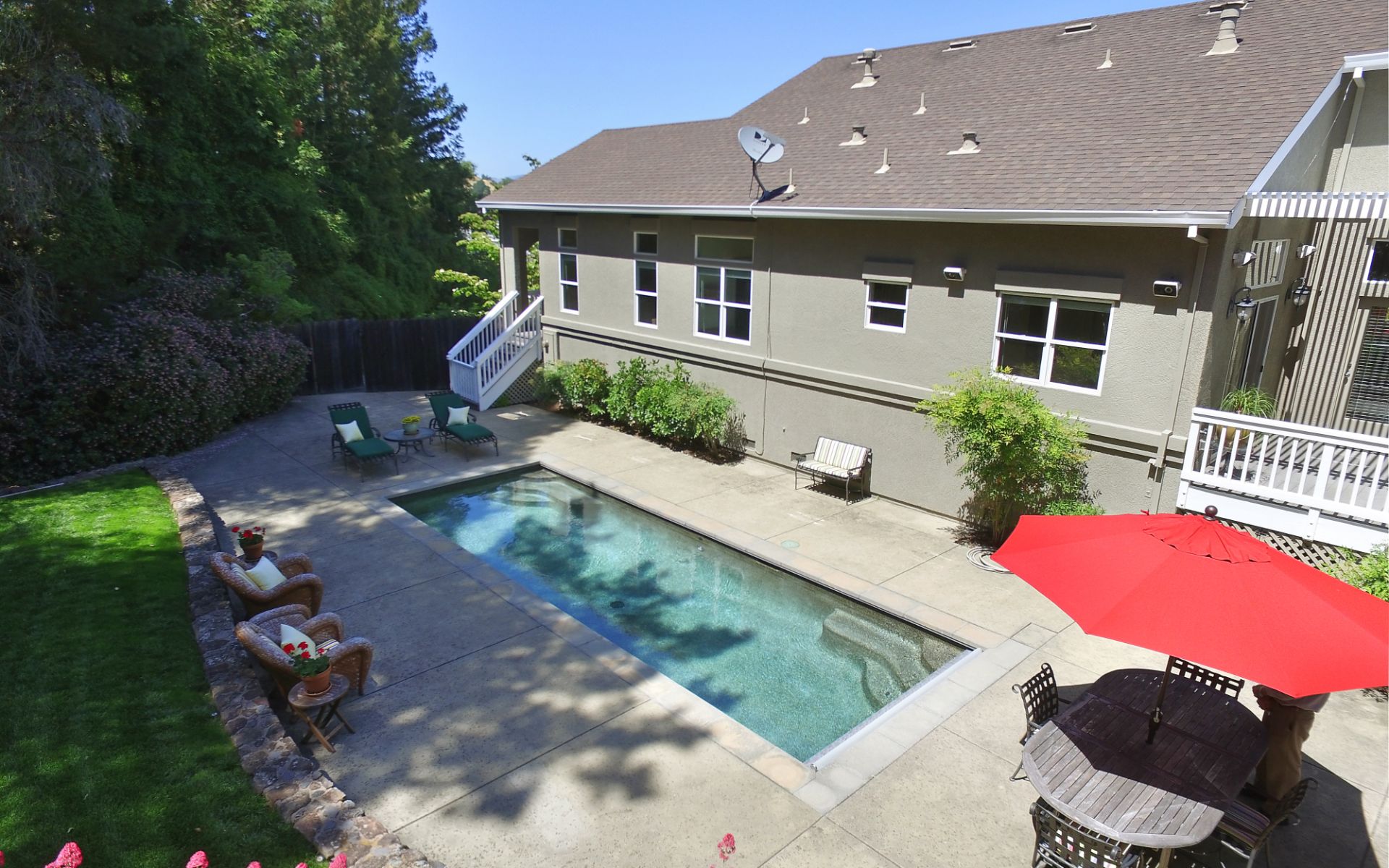 190 Spur Ridge Ct