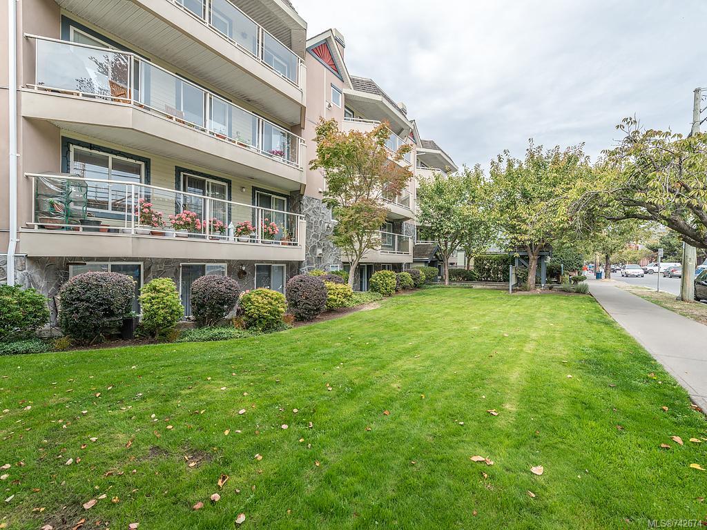 204-320 Menzies St