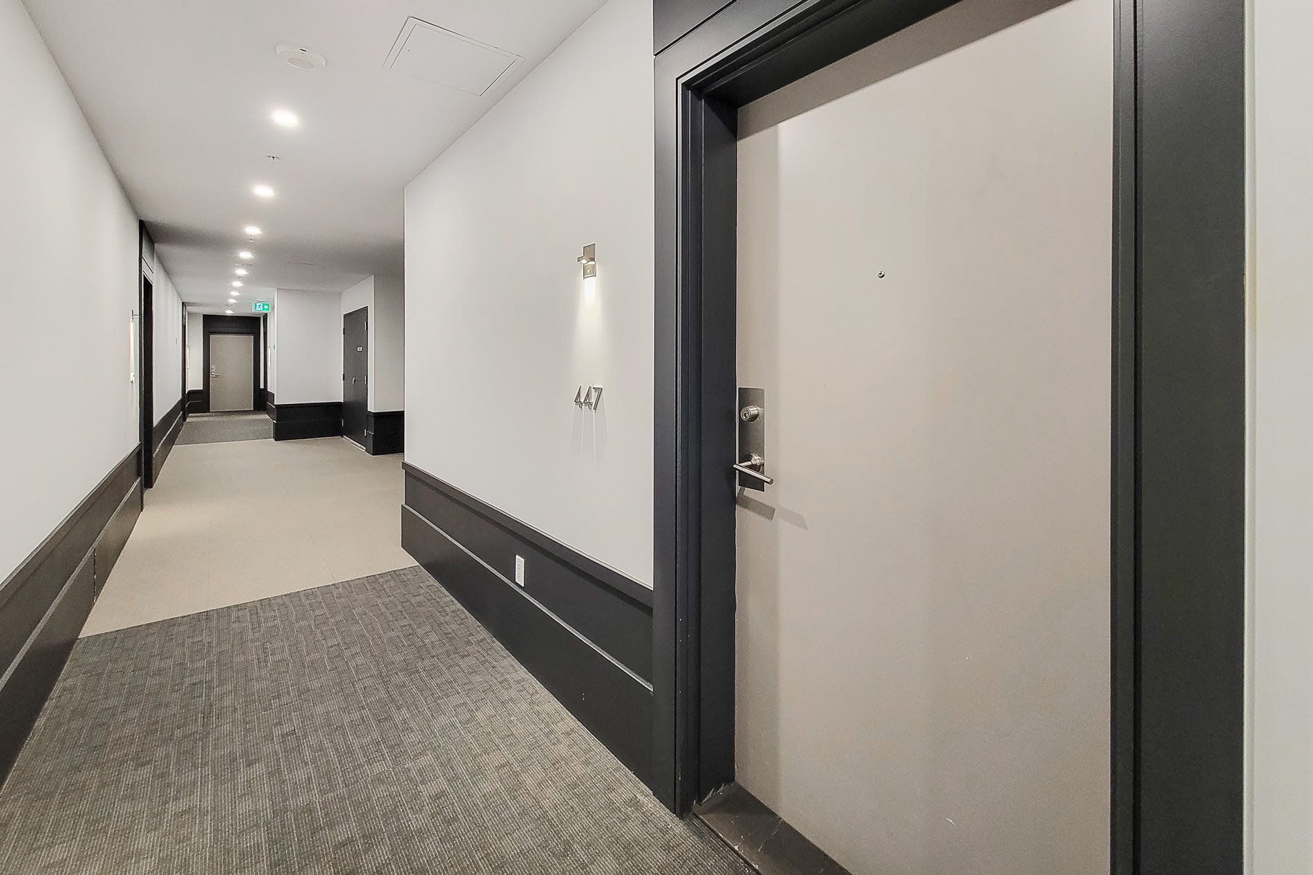 16 Concord Pl Unit: 447