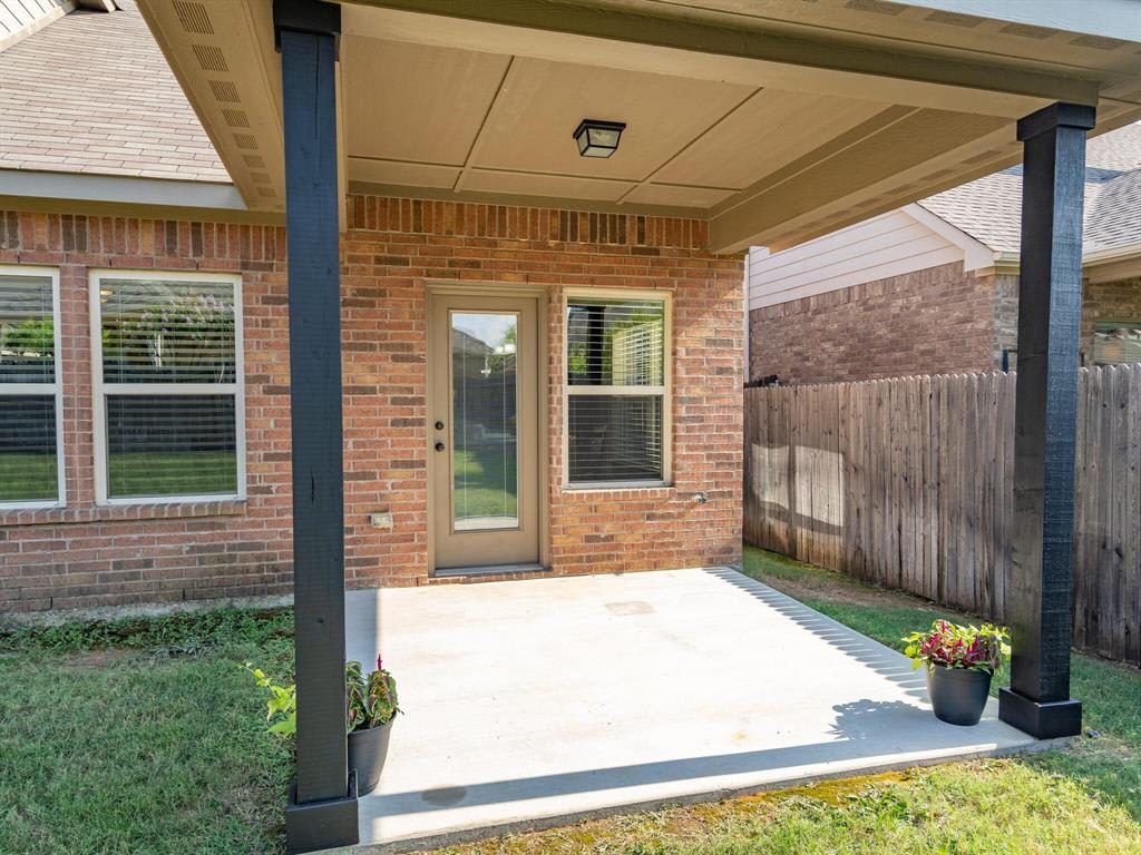 2509 Whispering Pines Drive