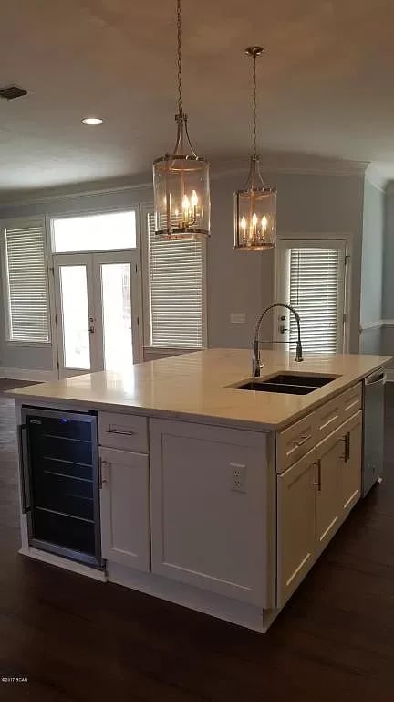 2404 PELICAN BAY Court