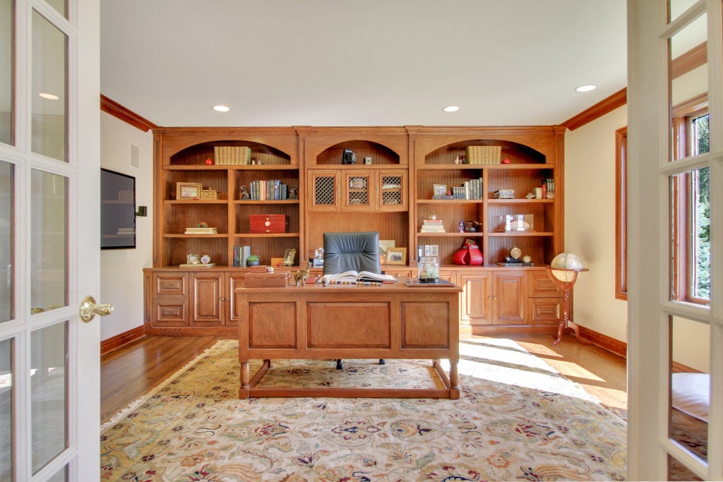 Just Sold! 3 Laurel Court, Short Hills – $1,795,000