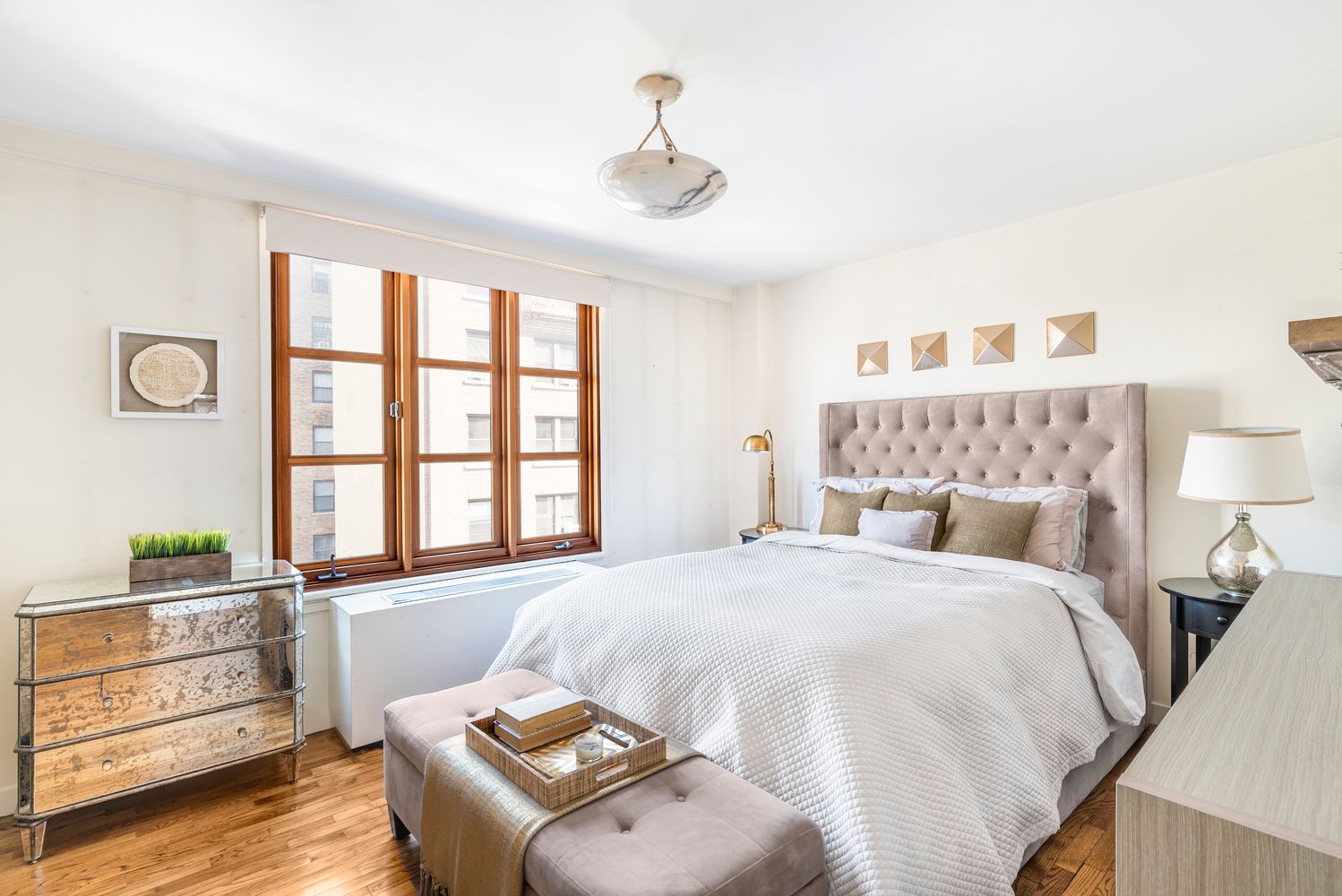 126 Waverly Pl, #3B