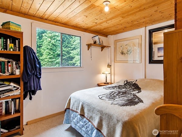 3086 Standard Rd, Deming, WA 98244