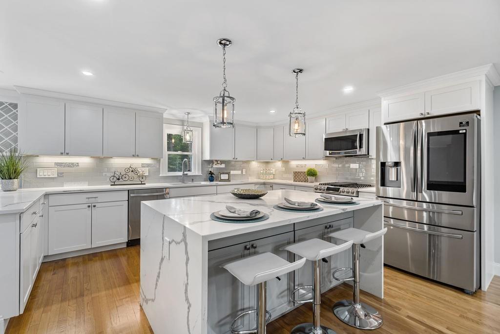 51 Spring Valley Rd