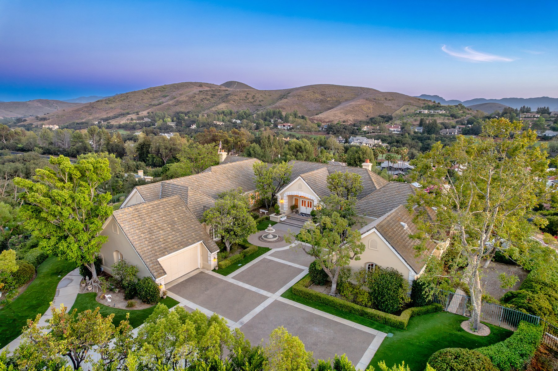 1673 Crown Ridge Court
