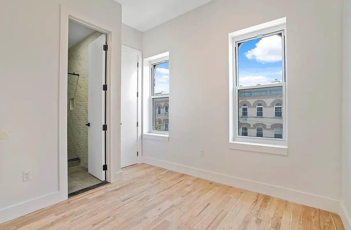 1865 Putnam Avenue 2A
