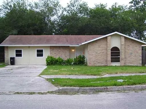 5126 Charolais Dr