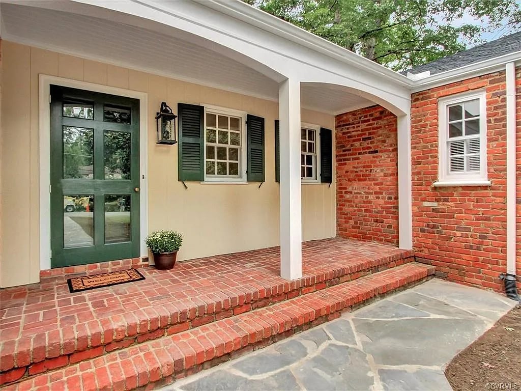 708 Keats Rd