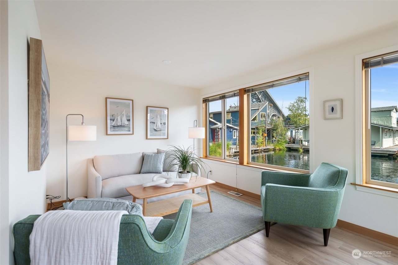 2770 Westlake Ave N #1