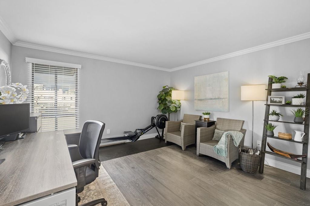 3264 Oak St, #308