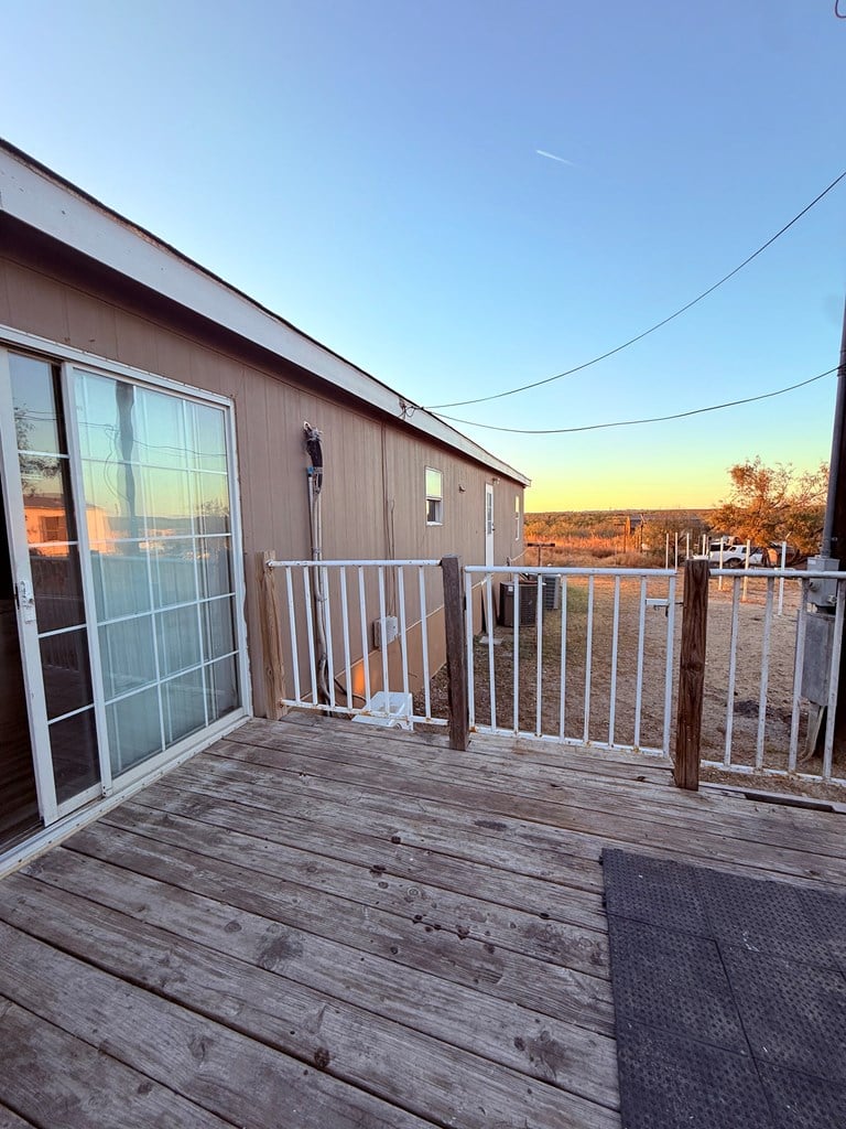 183 Canal Dr